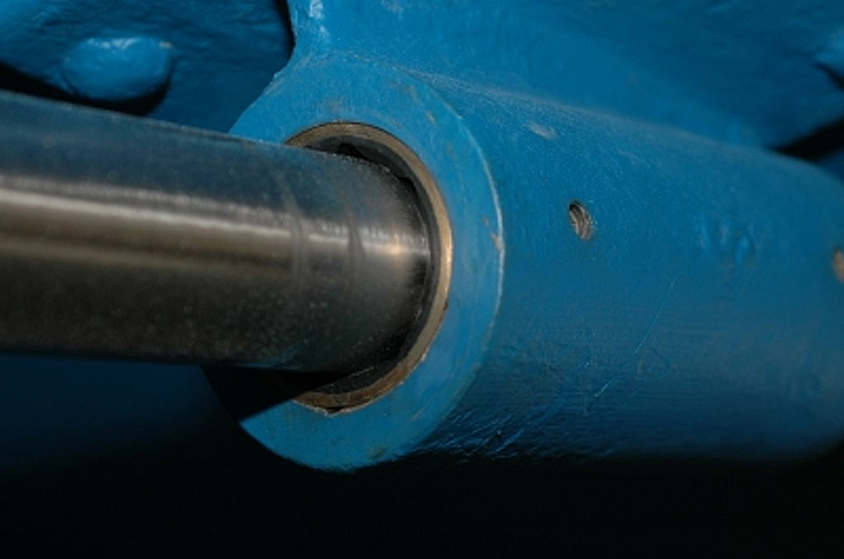 Cutlass Bearing Replacement 